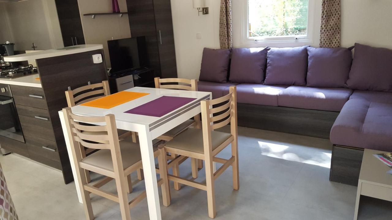 Agreable Mobilhome 6 - 8 Places Saint-Brévin-les-Pins Buitenkant foto