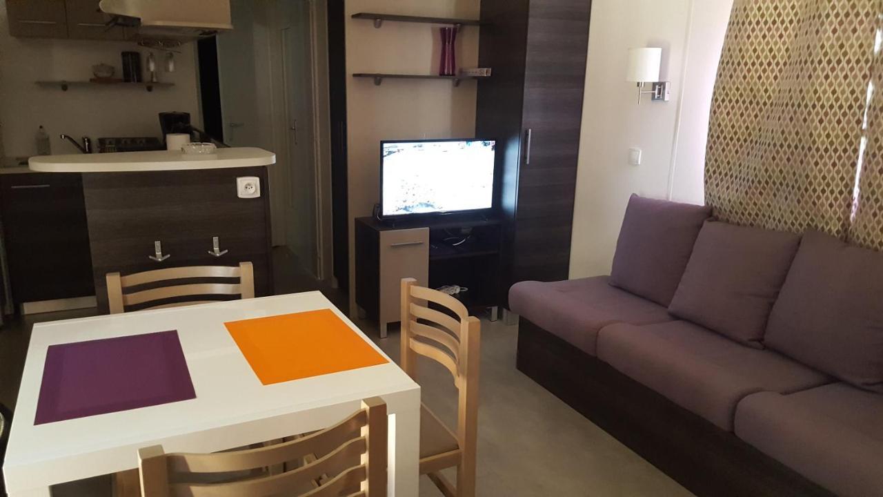 Agreable Mobilhome 6 - 8 Places Saint-Brévin-les-Pins Buitenkant foto