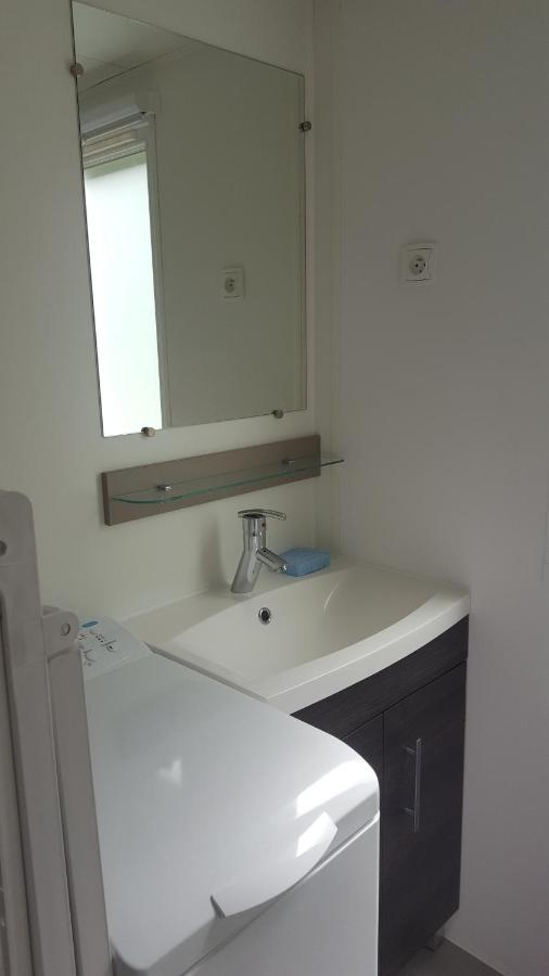 Agreable Mobilhome 6 - 8 Places Saint-Brévin-les-Pins Buitenkant foto